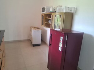 Furnished Amenities in 2 BHK Apartment at Varca – for Rent