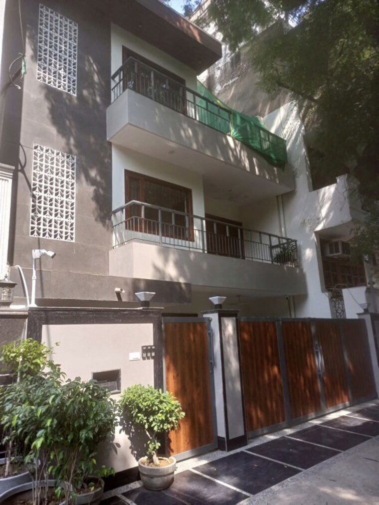 Exterior View, safdarjung development area 5 Bedroom 3500 Sq.Ft. Villa In Safdarjung Development Area Delhi 10769897