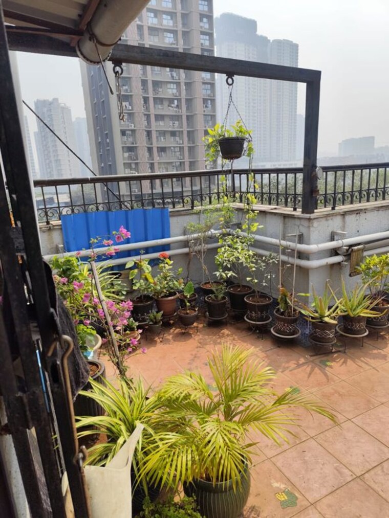 Balcony, goregaon west 2 Bedroom 620 Sq.Ft. Apartment In Goregaon West Mumbai 10769899