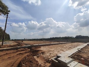  Plot For Sale in Venkatapura