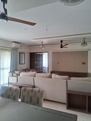 Living Room in 3 BHK Builder Floor at Cunningham Road – for Rent