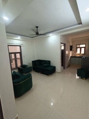 2 BHK Apartment For Rent in Chattarpur
