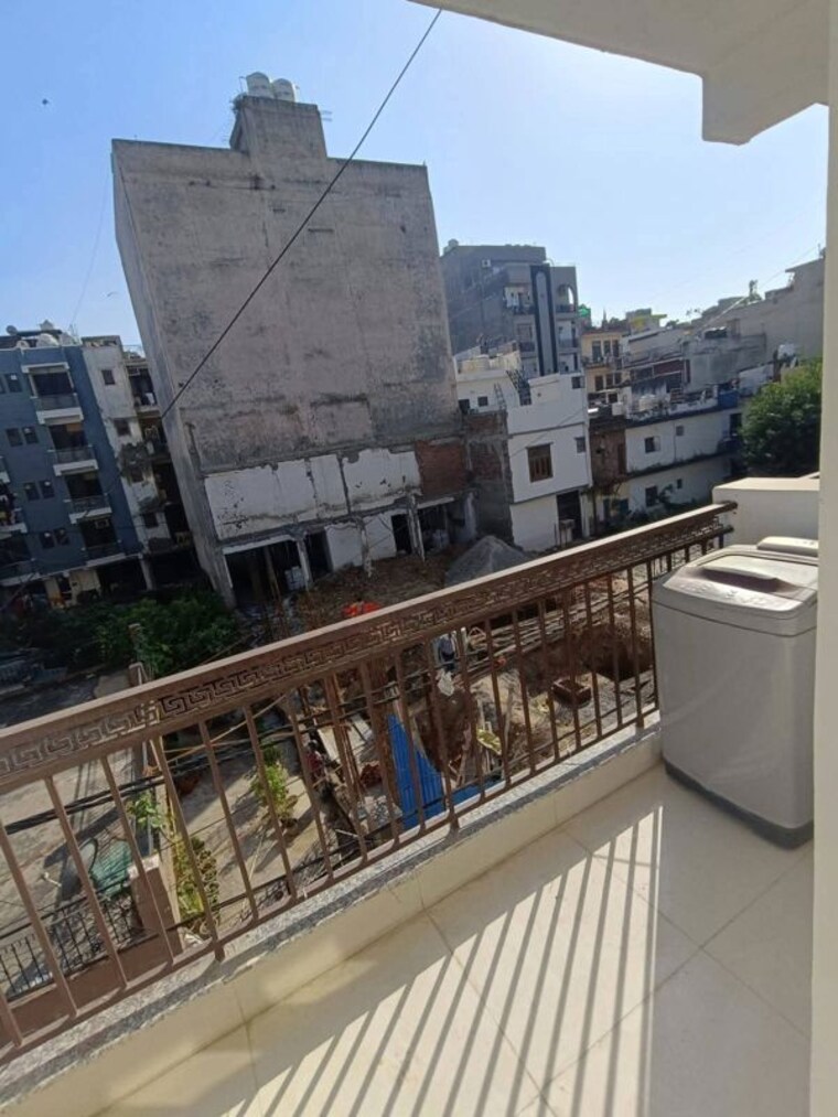 Balcony, chattarpur 2 Bedroom 1000 Sq.Ft. Apartment In Chattarpur Delhi 10769930