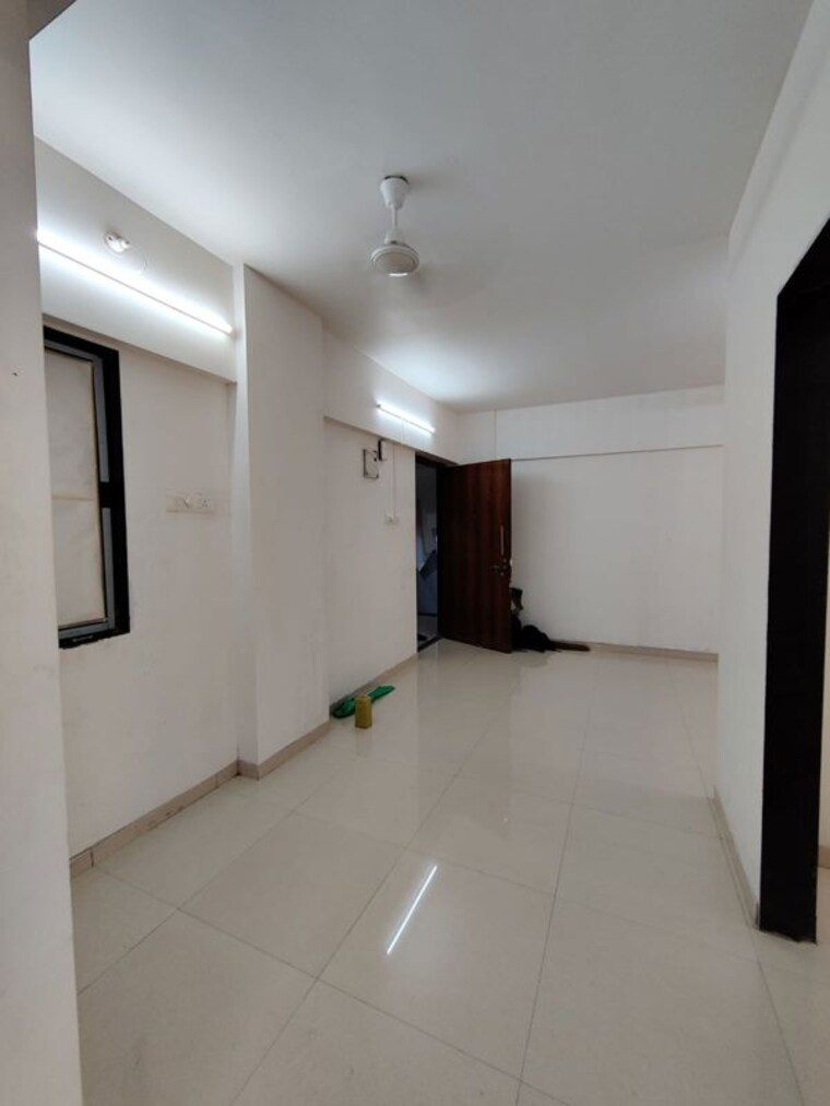Room, kurla west 1 Bedroom 450 Sq.Ft. Apartment In Kurla West Mumbai 10769937