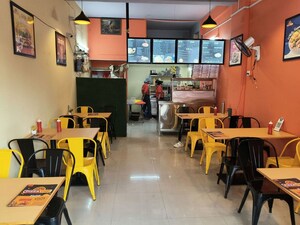  Shop For Rent in Dadar West