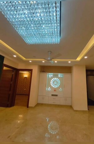 Lobby in 3 BHK Builder Floor at Shivalik Colony – for Rent