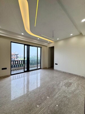 Room in 4 BHK Builder Floor at Ashok Vihar – for Sale