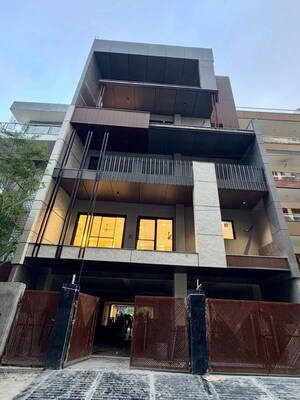 6+ BHK Independent House For Sale in Ashok Vihar
