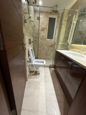 Balcony in 6 BHK Villa at Chanakyapuri – for Sale