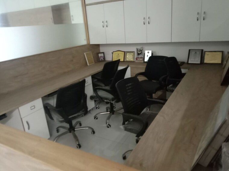 Team Area, hn-safal-mondeal-heights Commercial Office Space 1467 Sq.Ft. In Ramdevnagar Ahmedabad 10770052