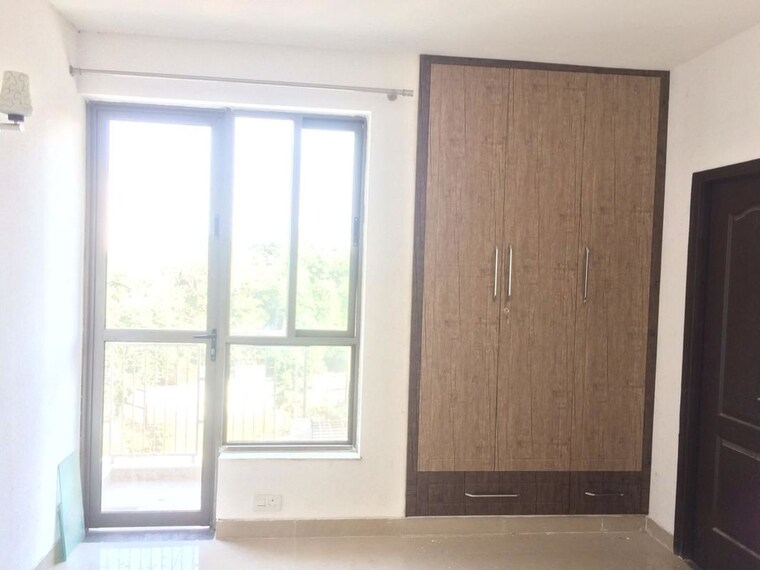 Room, unitech-uniworld-gardens 3.5 Bedroom 1386 Sq.Ft. Apartment In Sector 47 Gurgaon 10770055