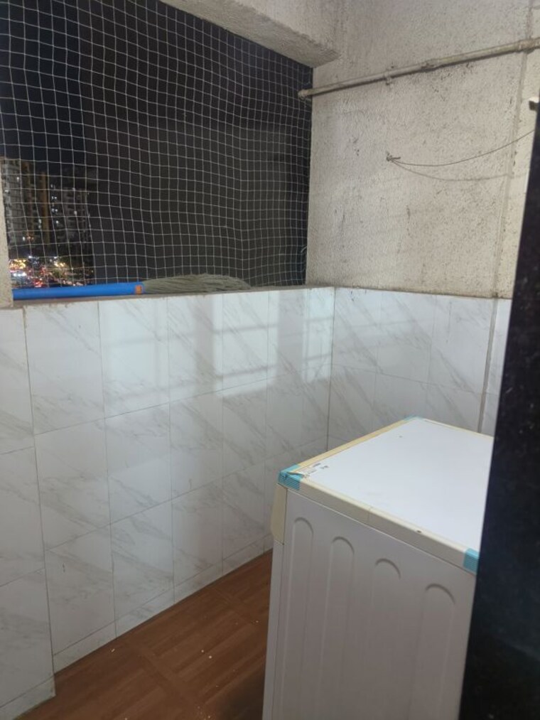 Bathroom, essen-shonest-towers 2.5 Bedroom 1050 Sq.Ft. Apartment In Wakad Pune 10770076