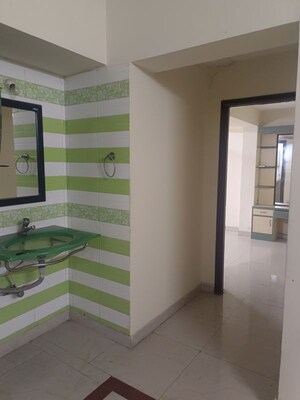 Room in 2 BHK Apartment at Jubilee Residency, Jubilee Hills – for Rent