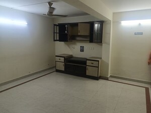 Room in 2 BHK Apartment at Jubilee Residency, Jubilee Hills – for Rent