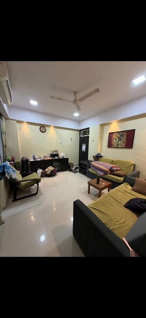 1.5 BHK Apartment For Rent in Bhawani Bhawan, Dadar West