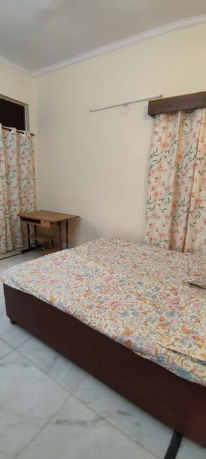 Bedroom in 1 BHK Villa at Sector 55 – for Rent