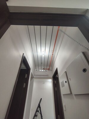 Furnished Amenities in 1.5 BHK Apartment at Kalpataru Elitus, Mulund West – for Rent