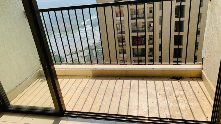 Balcony, tata-amantra 2 Bedroom 695 Sq.Ft. Apartment In Ashok Nagar Thane 10770146
