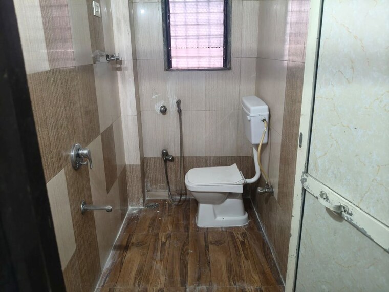 Bathroom, suncity-srushti-chs 2 Bedroom 630 Sq.Ft. Apartment In Nerul Sector 27 Navi Mumbai 10770147