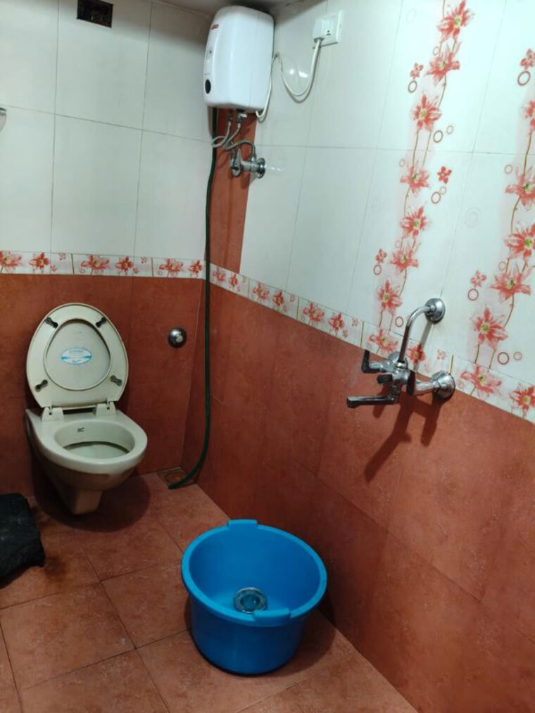 Bathroom, sai-kutir-chs-nerul 2 Bedroom 1000 Sq.Ft. Apartment In Nerul Sector 21 Navi Mumbai 10770161