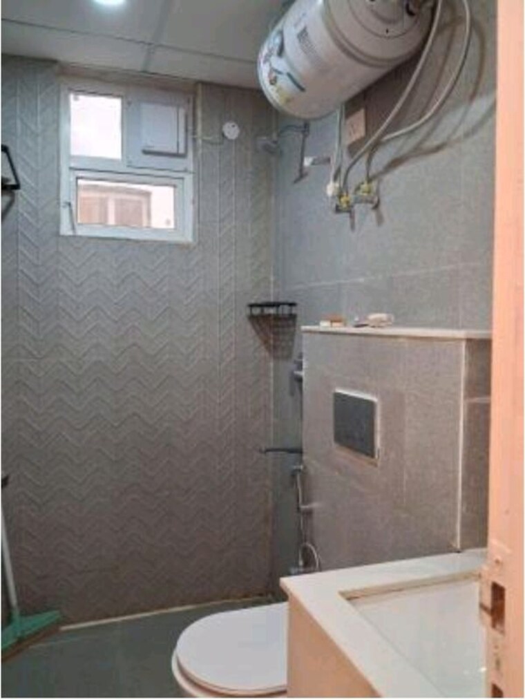 Bathroom, signature-global-city-81 3.5 Bedroom 1205 Sq.Ft. Builder Floor In Sector 81 Gurgaon 10770163