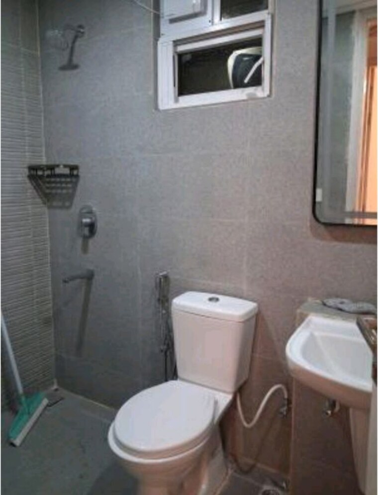 Bathroom, signature-global-city-81 3.5 Bedroom 1205 Sq.Ft. Builder Floor In Sector 81 Gurgaon 10770163