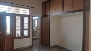 Room in 3 BHK Independent House at MS Enclave Zirakpur, Dhakoli – for Rent
