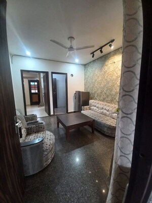 1 BHK Builder Floor For Rent in Sector 42