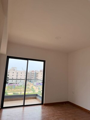 Room in 3 BHK Apartment at Birla Navya, Sector 63a – for Rent