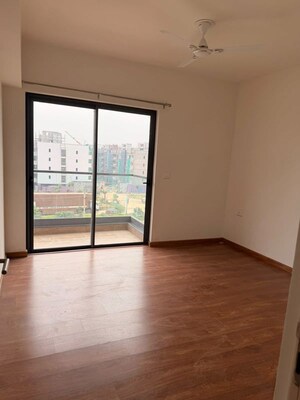 Room in 3 BHK Apartment at Birla Navya, Sector 63a – for Rent