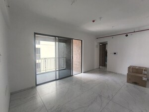 Room in 3 BHK Apartment at Legacy Kairos, Rahatani – for Rent