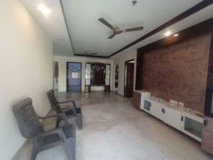 Parking in 3 BHK Apartment at Aditya Empress Towers, Shaikpet – for Rent