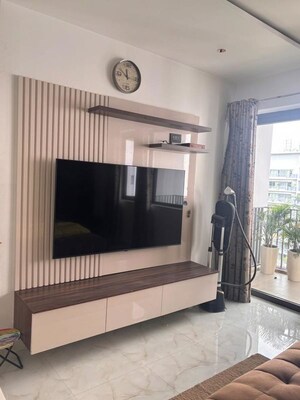 Room in 3 BHK Apartment at Ireo Skyon, Sector 60 – for Sale