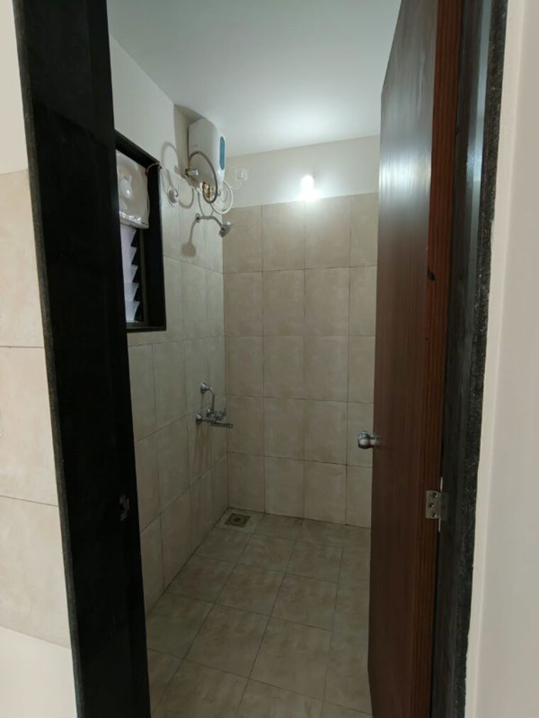 Bathroom, vilas-javdekar-yashwin-enchante 1 Bedroom 630 Sq.Ft. Apartment In Kharadi Pune 10770283