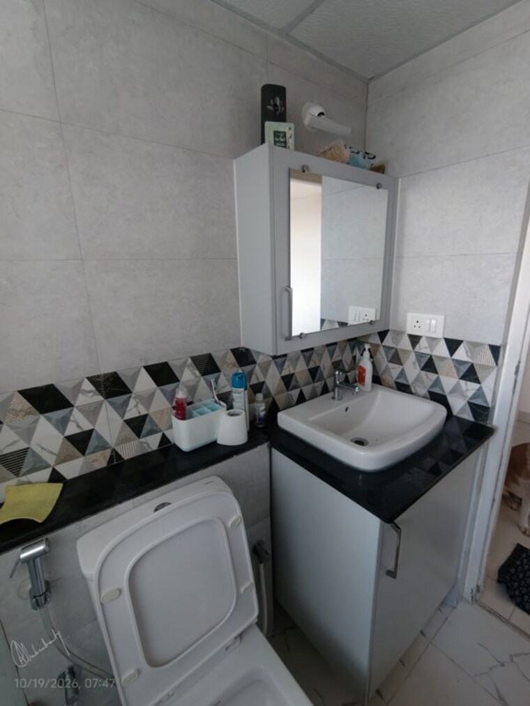 Washroom, salarpuria-sattva-park-cubix 3 Bedroom 1282 Sq.Ft. Apartment In Devanahalli Bangalore 10768486