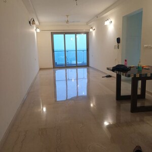 Room in 3 BHK Apartment at Adani Group Western Heights, Andheri West – for Rent