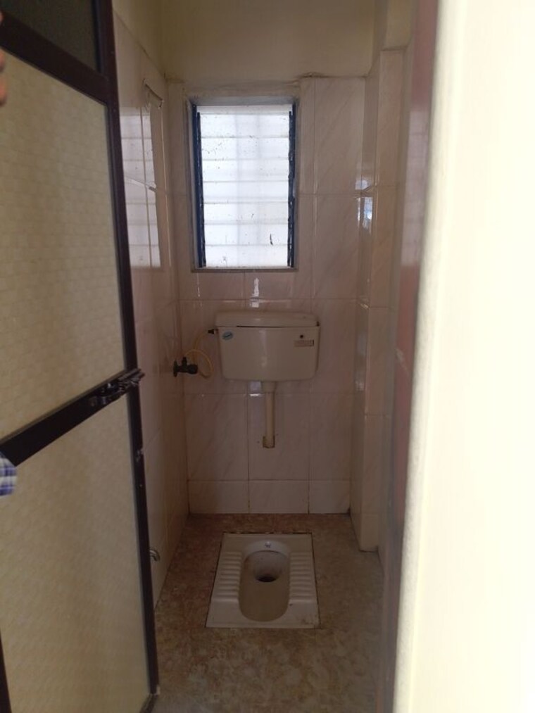 Bathroom, sahara-reliable-shreejee-empire 1 Bedroom 256 Sq.Ft. Apartment In Nalasopara West Palghar 10770337