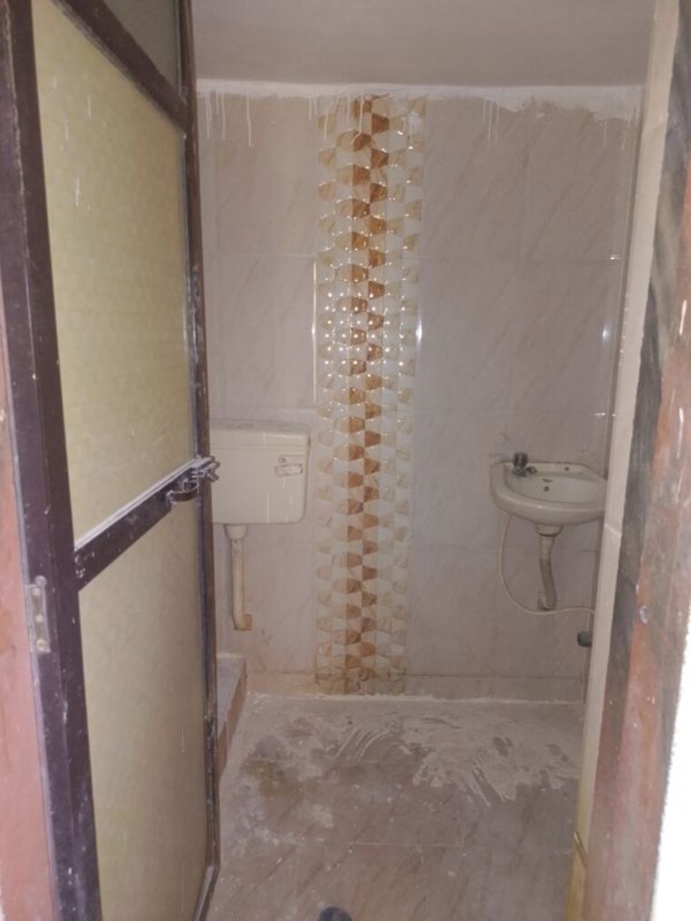 Bathroom, savariya-apartment 2 Bedroom 850 Sq.Ft. Apartment In Nalasopara West Palghar 10770355