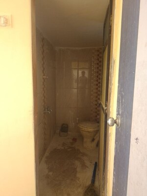 Bathroom in 2 BHK Apartment at Savariya Apartment, Nalasopara West – for Rent