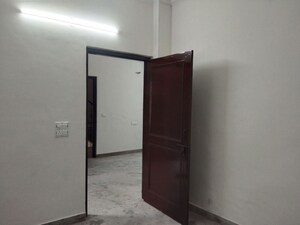 Room in 2 BHK Builder Floor at Neb Sarai – for Rent