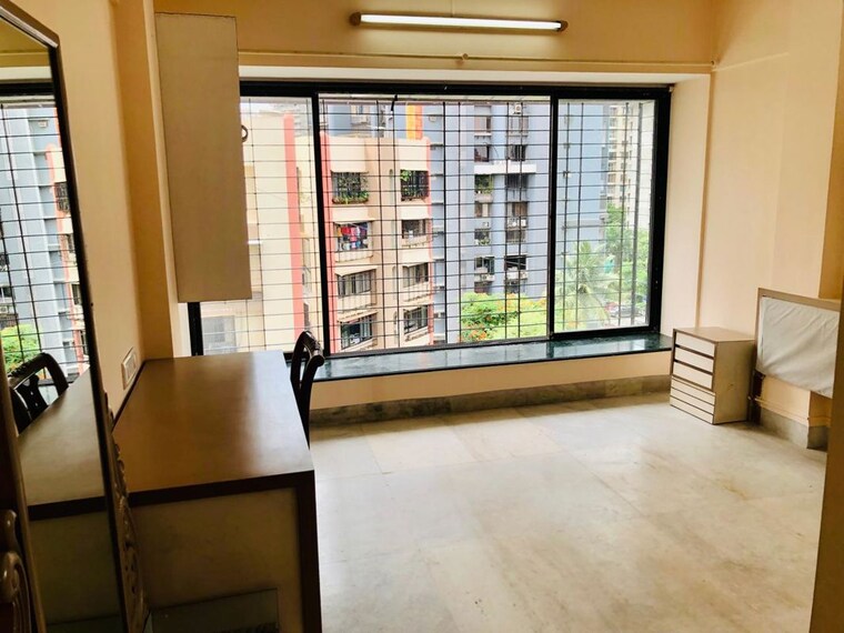 Hall, bakers-field 2 Bedroom 600 Sq.Ft. Apartment In Andheri West Mumbai 10770390