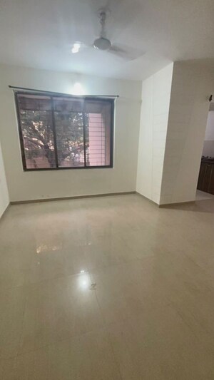 Room in 1 BHK Apartment at Vijay Vatika, Kavesar – for Rent
