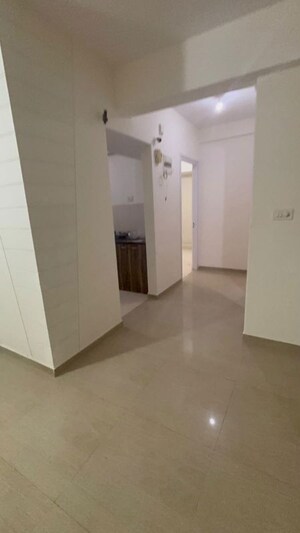 Room in 1 BHK Apartment at Vijay Vatika, Kavesar – for Rent