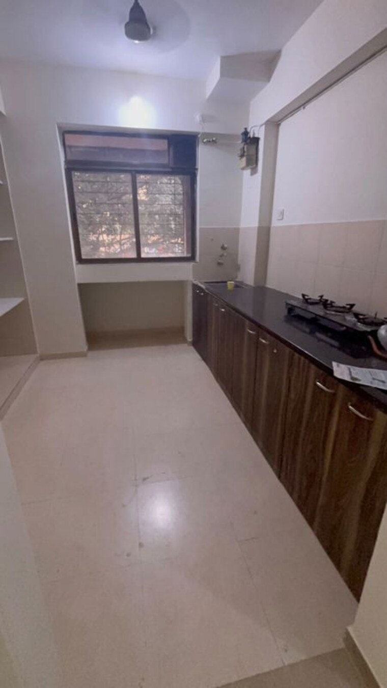 Kitchen, vijay-vatika 1 Bedroom 450 Sq.Ft. Apartment In Kavesar Thane 10770376