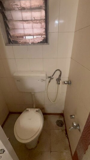 Bathroom in 1 BHK Apartment at Vijay Vatika, Kavesar – for Rent