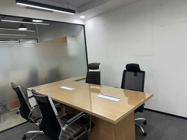 Team Area, spaze-platinum-tower Commercial Office Space 911 Sq.Ft. In Sector 47 Gurgaon 10770392
