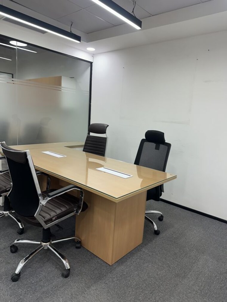Team Area, spaze-platinum-tower Commercial Office Space 911 Sq.Ft. In Sector 47 Gurgaon 10770392