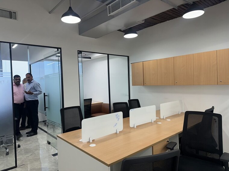 Team Area, spaze-platinum-tower Commercial Office Space 911 Sq.Ft. In Sector 47 Gurgaon 10770392