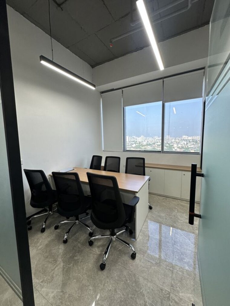 Team Area, spaze-platinum-tower Commercial Office Space 911 Sq.Ft. In Sector 47 Gurgaon 10770392