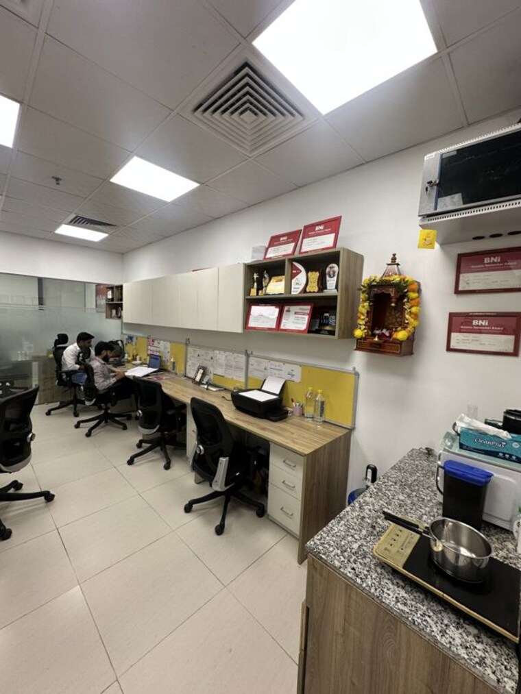 Team Area, spaze-platinum-tower Commercial Office Space 600 Sq.Ft. In Sector 47 Gurgaon 10770409